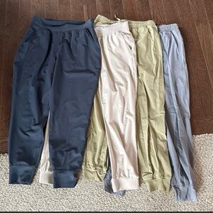 Bundle of Jogger Pants - Navy, Beige, Olive & Gray, M Old Navy, Banana Republic